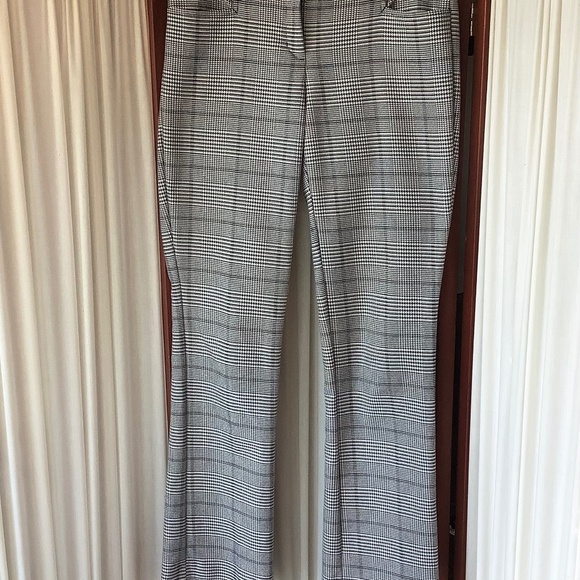 Express Columnist Woman’s Dress Pants Black and White Plaid Size 6R - Picture 1 of 6